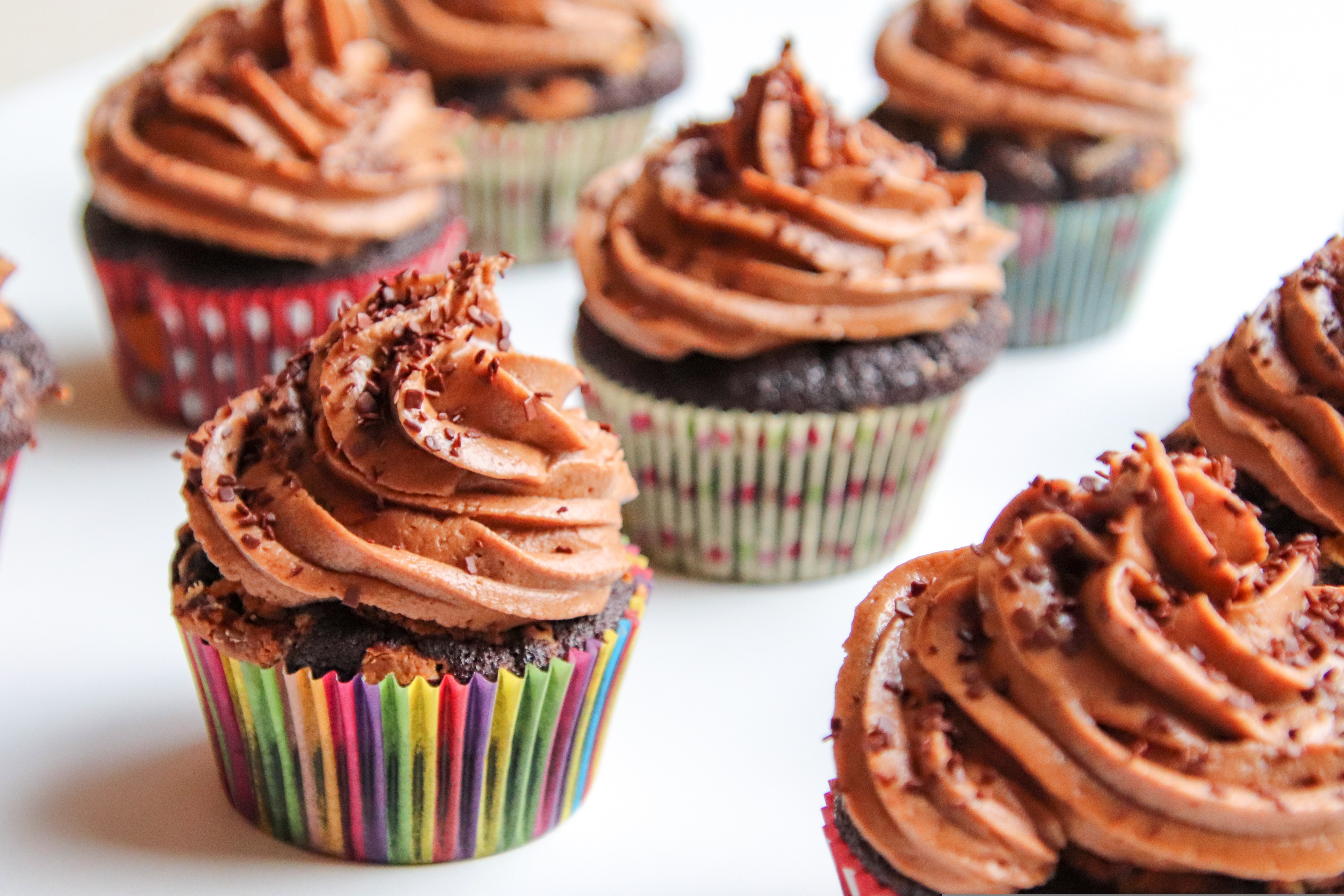 Chocolate cupcakes with swirl frosting